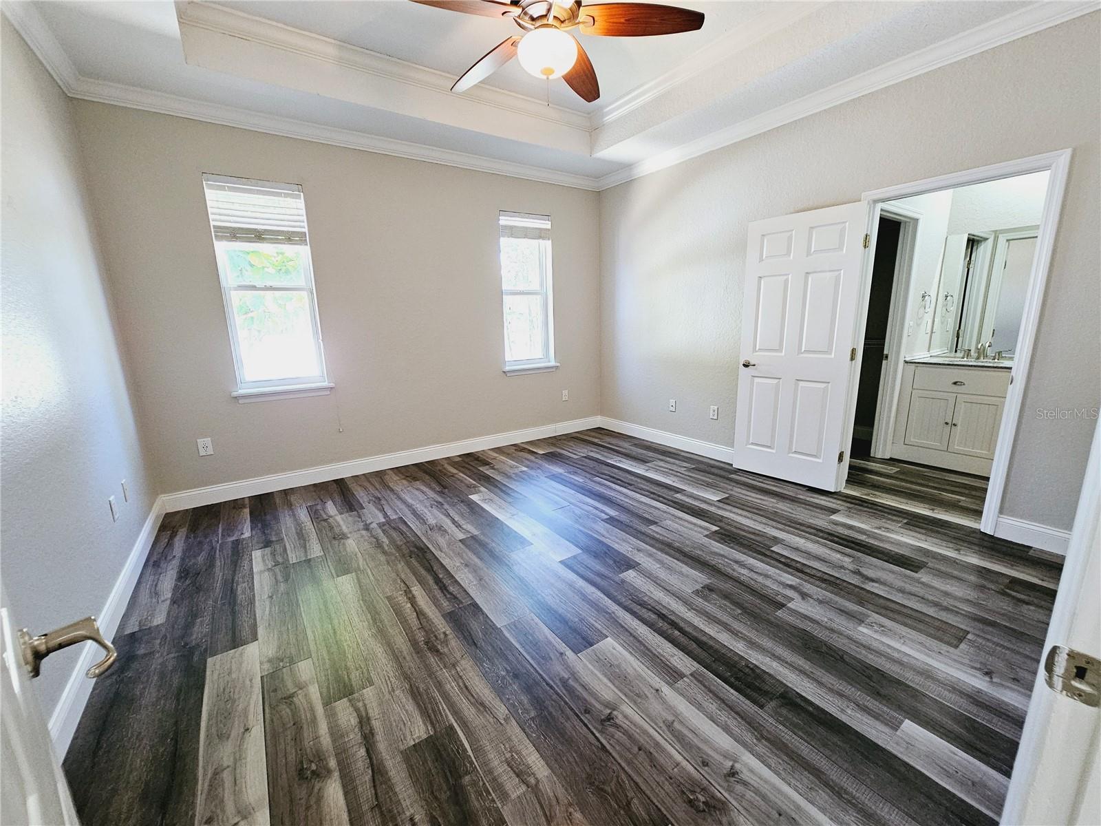 Image 18 of 50 For 1930 Saddlewood Court