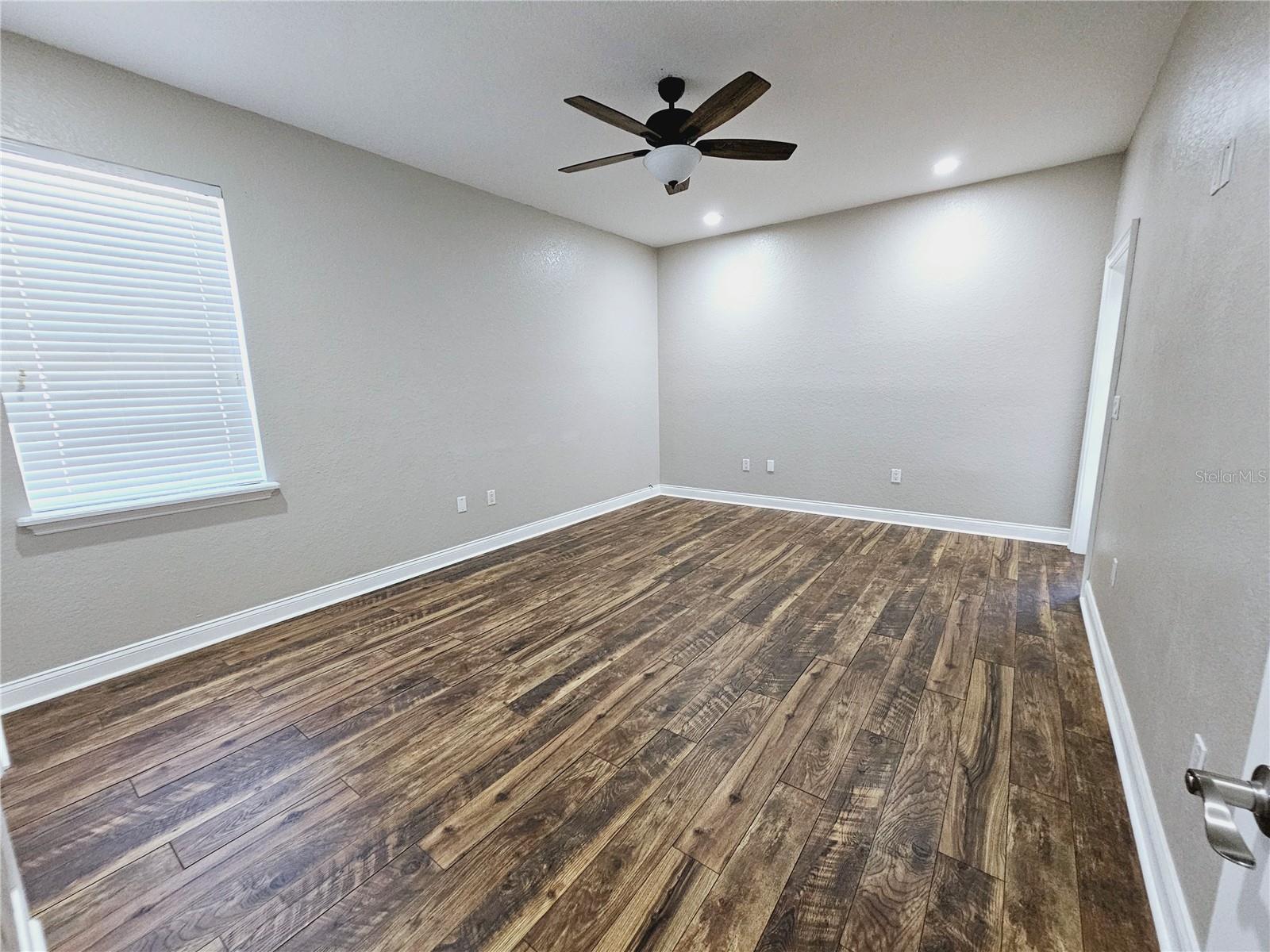 Image 39 of 50 For 1930 Saddlewood Court