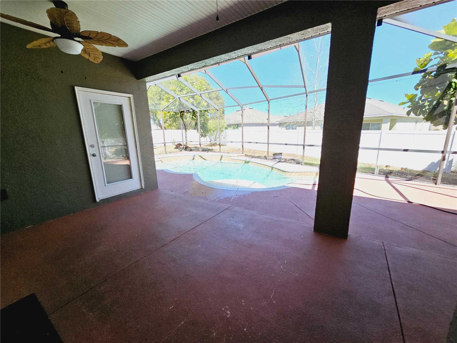 Image 42 of 50 For 1930 Saddlewood Court