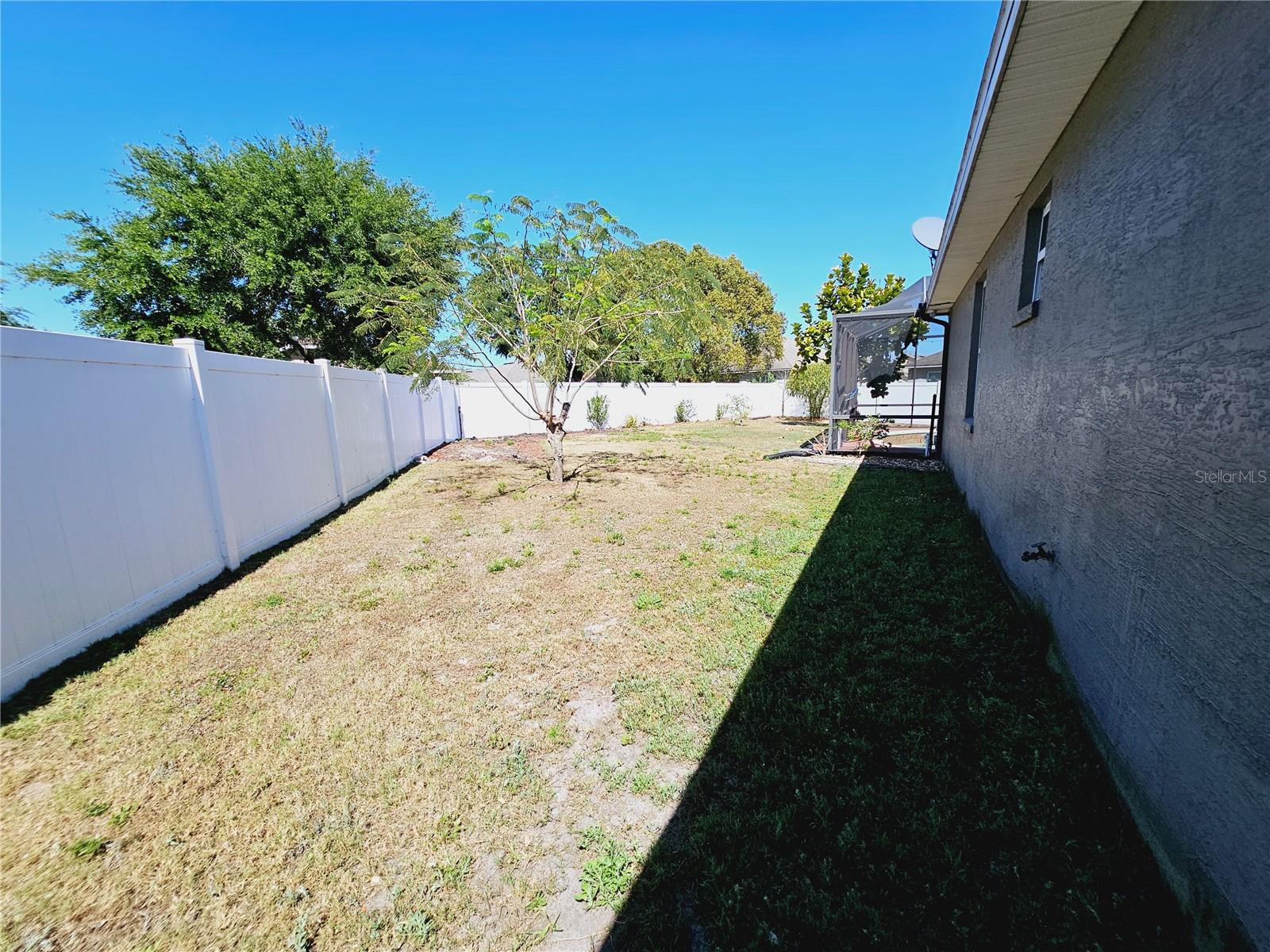 Image 49 of 50 For 1930 Saddlewood Court