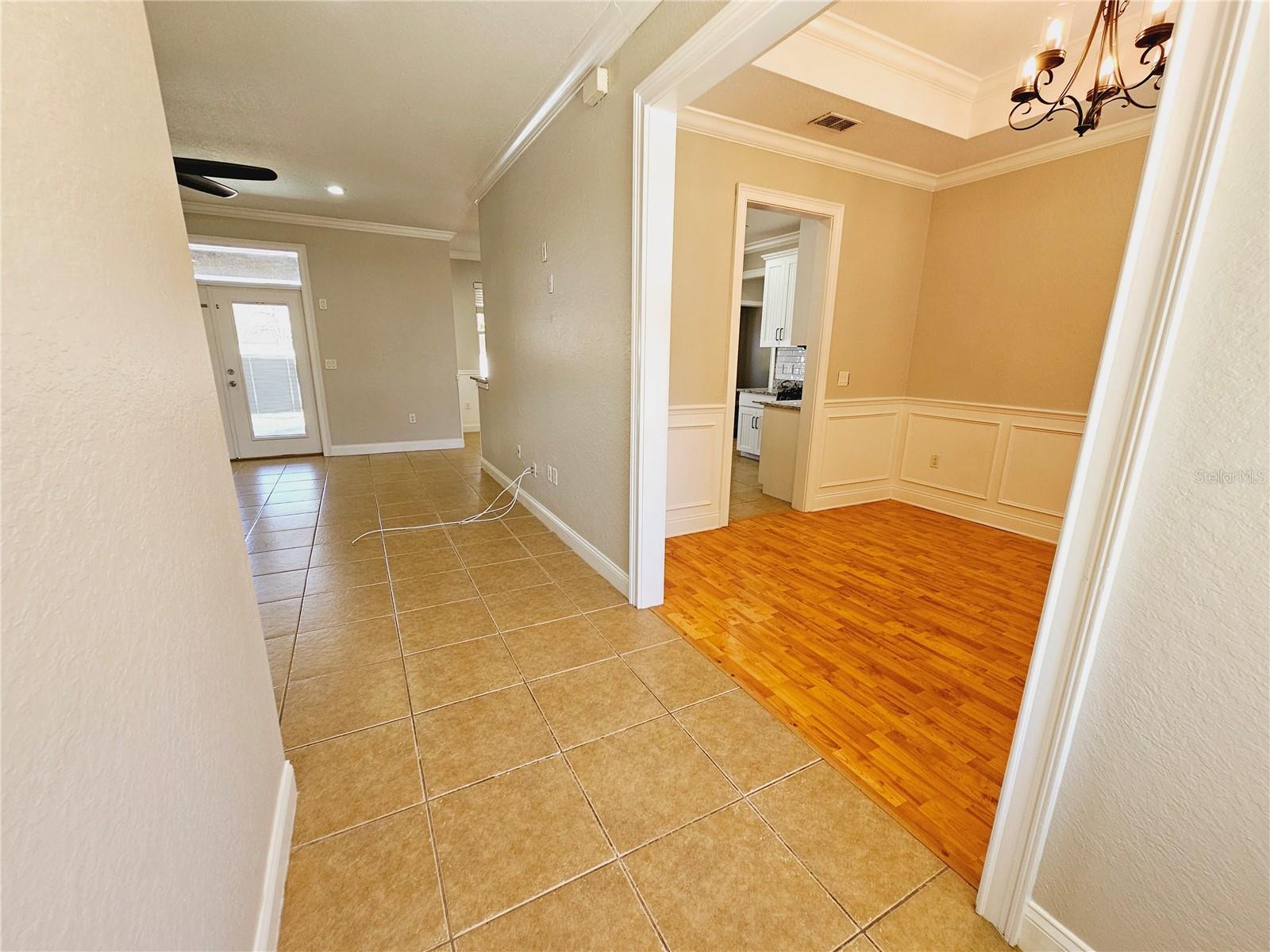 Image 7 of 50 For 1930 Saddlewood Court