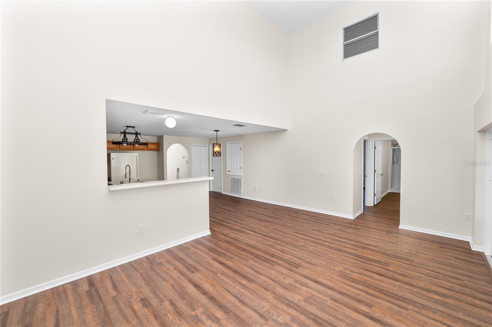 Listing photo id 20 for 3679 Wellington Lane