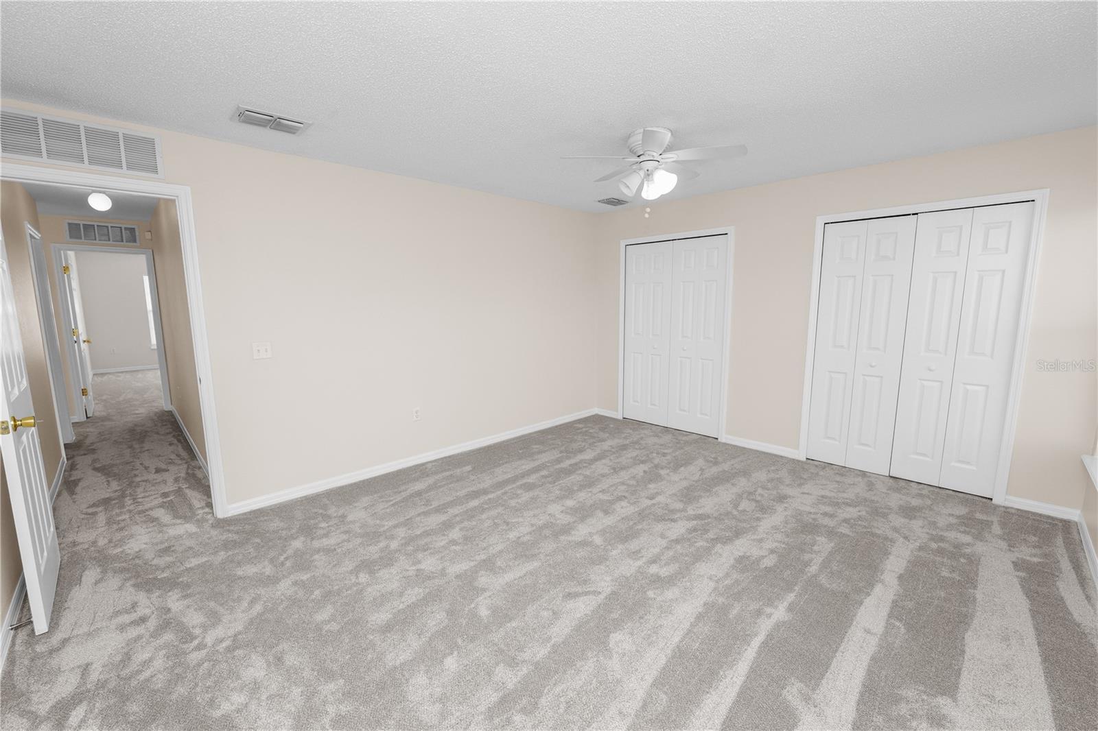 Listing photo id 36 for 3679 Wellington Lane