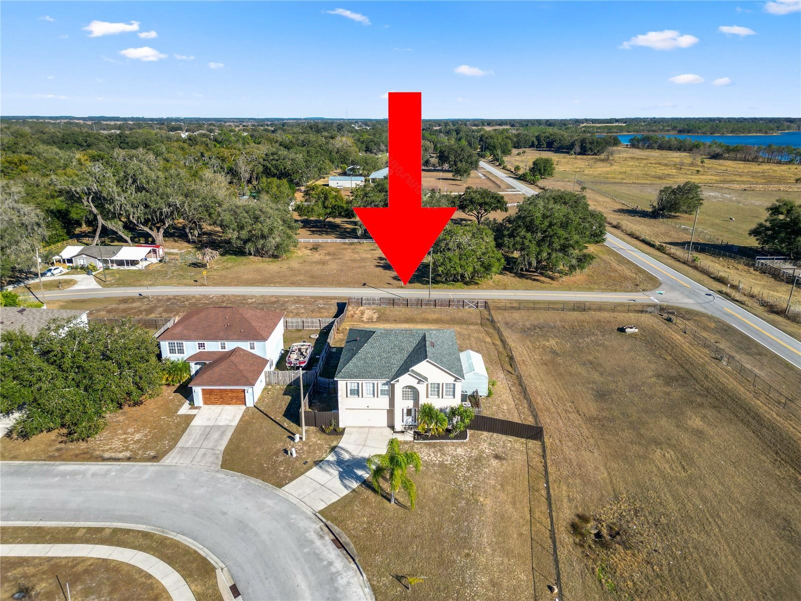 Listing photo id 57 for 3679 Wellington Lane