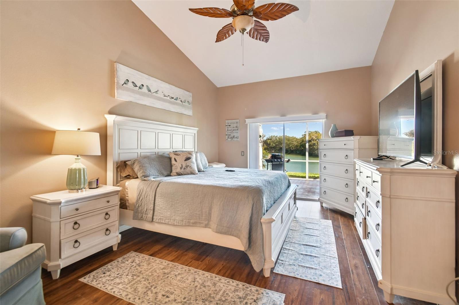 Image 24 of 37 For 5504 Water Oak Court