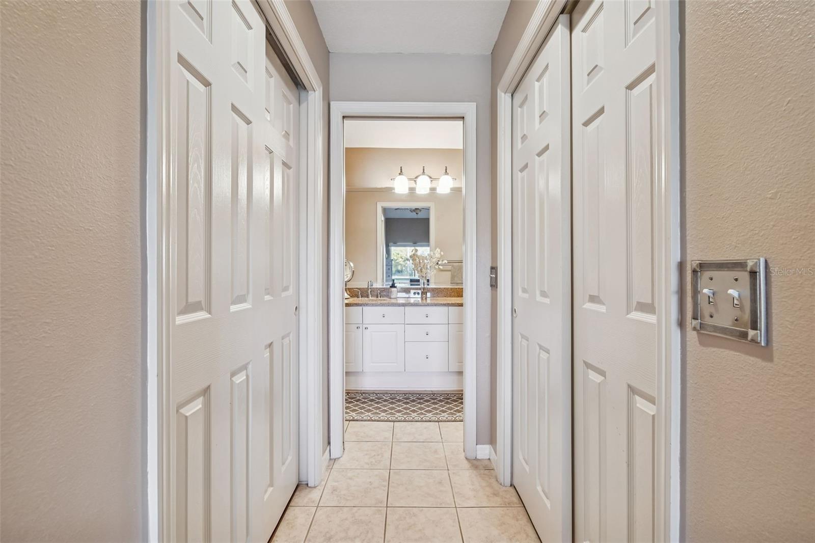 Image 26 of 37 For 5504 Water Oak Court