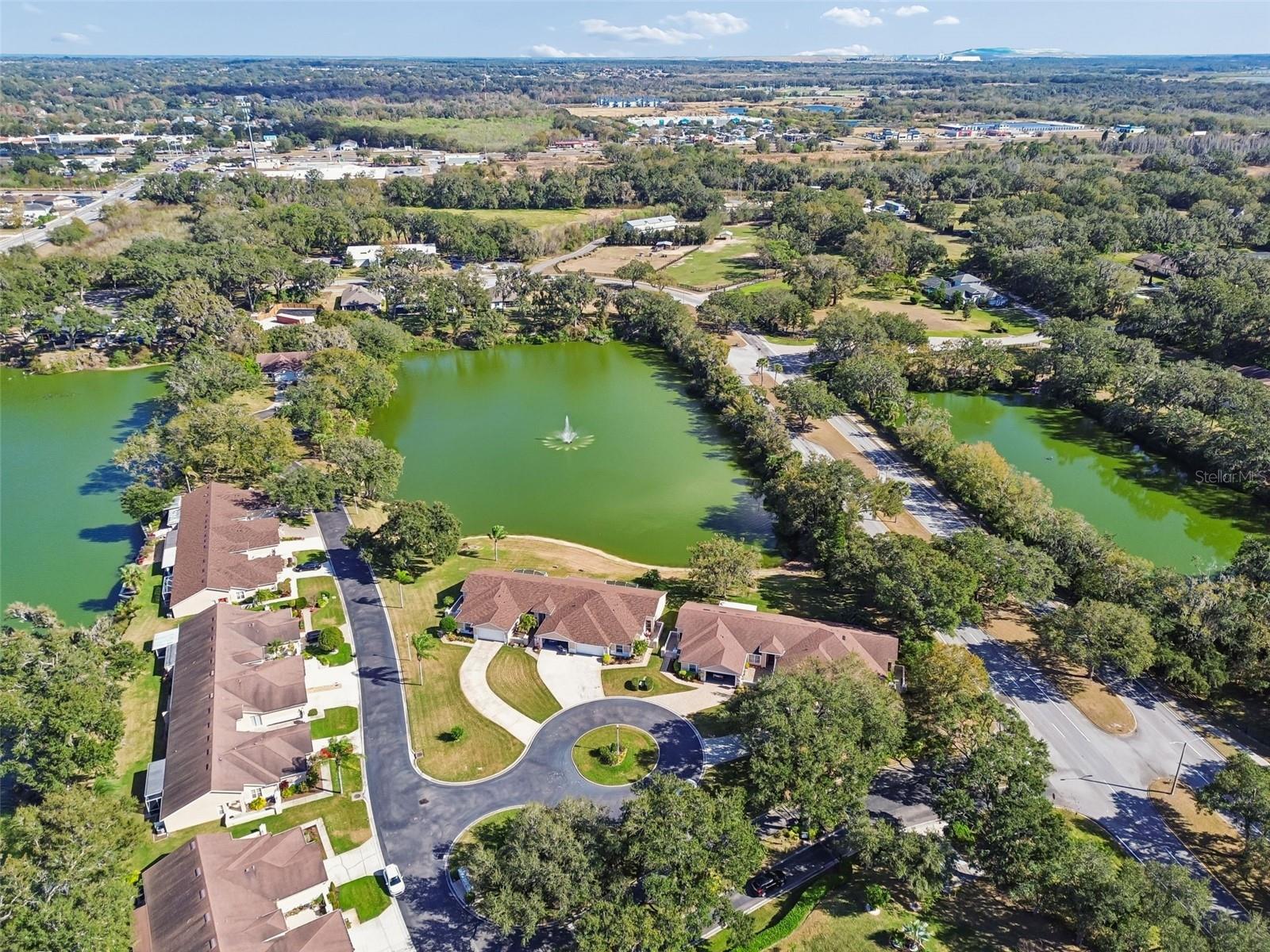 Image 35 of 37 For 5504 Water Oak Court