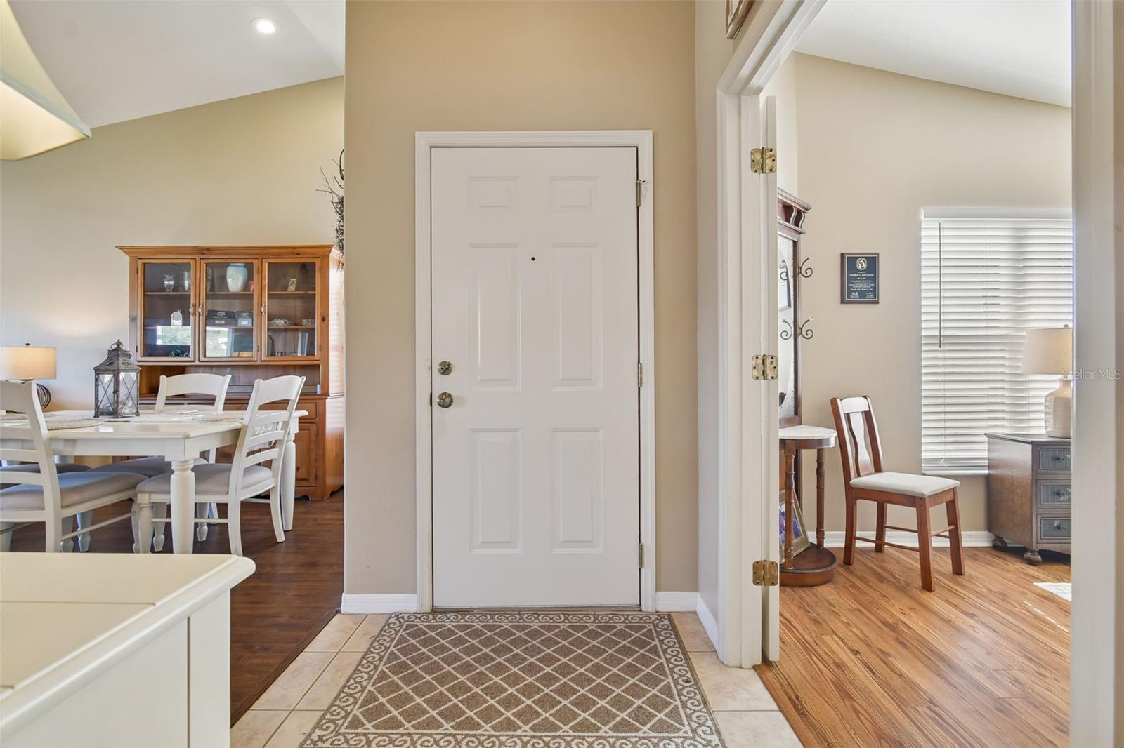 Image 5 of 37 For 5504 Water Oak Court