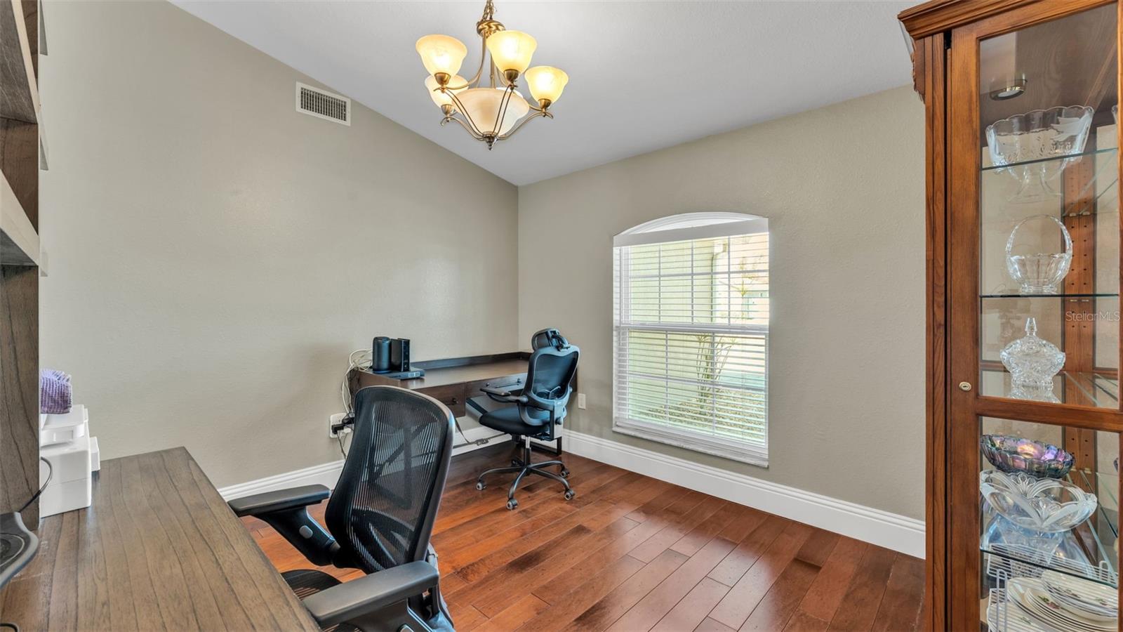 Image 19 of 51 For 3581 Marsh Wren Street