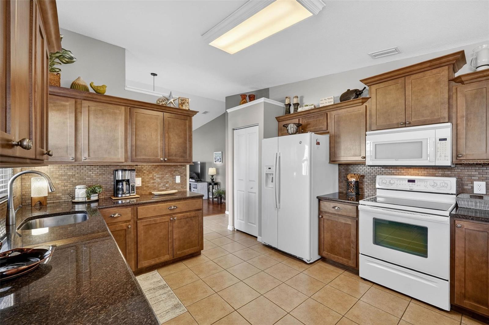 Image 12 of 59 For 6380 Egret Drive 12