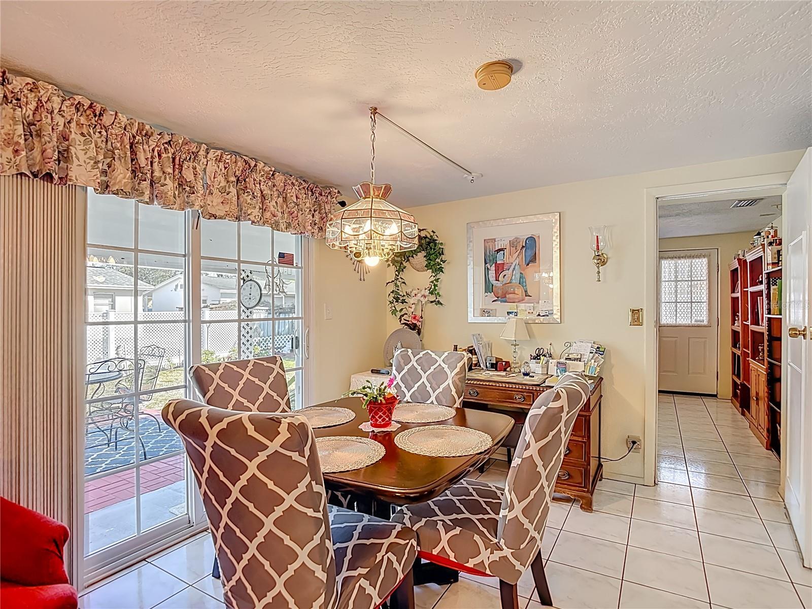 Image 13 of 36 For 1646 Cockleshell Drive