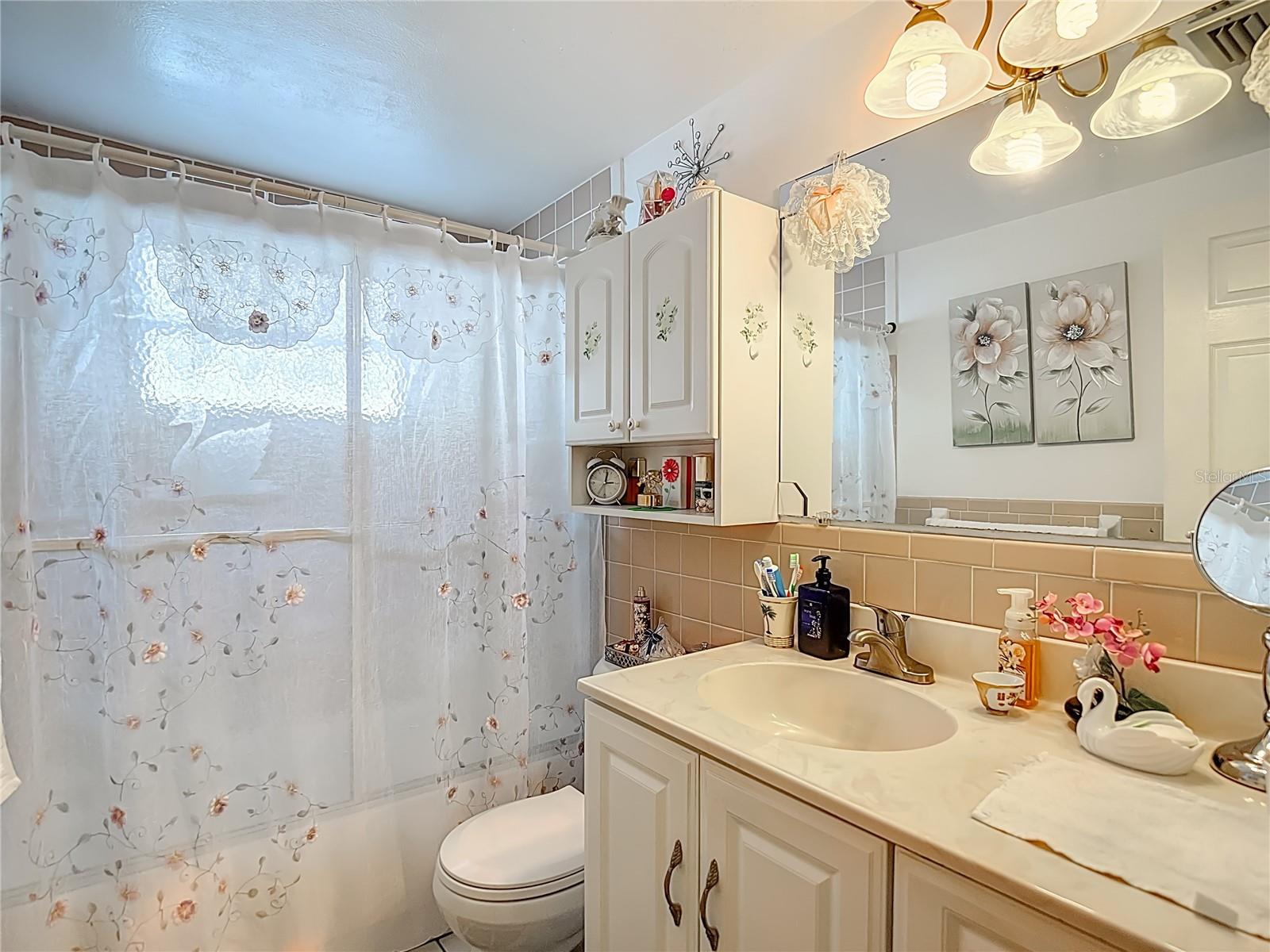 Image 26 of 36 For 1646 Cockleshell Drive