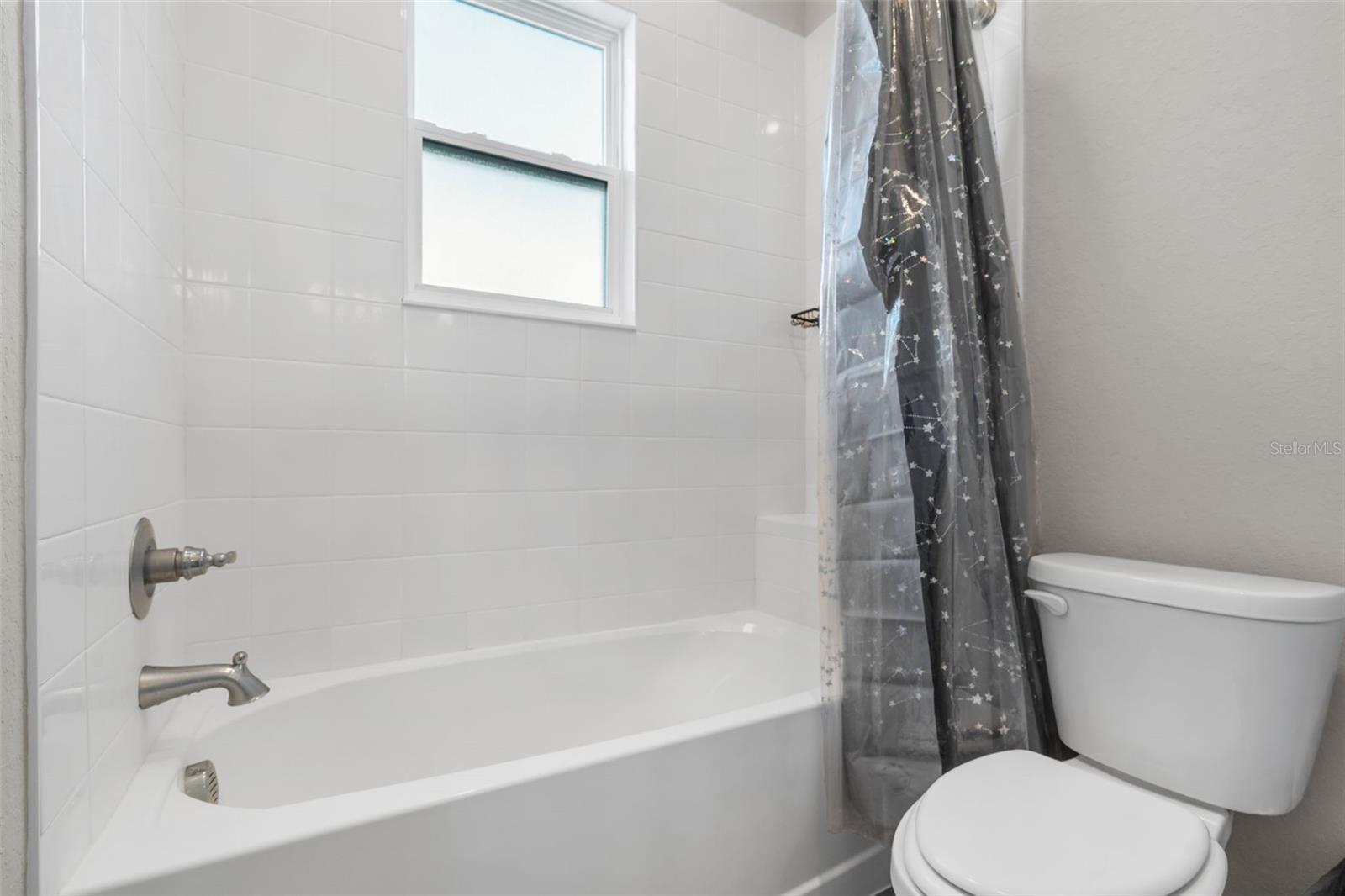 Image 27 of 40 For 1056 Aruba Avenue