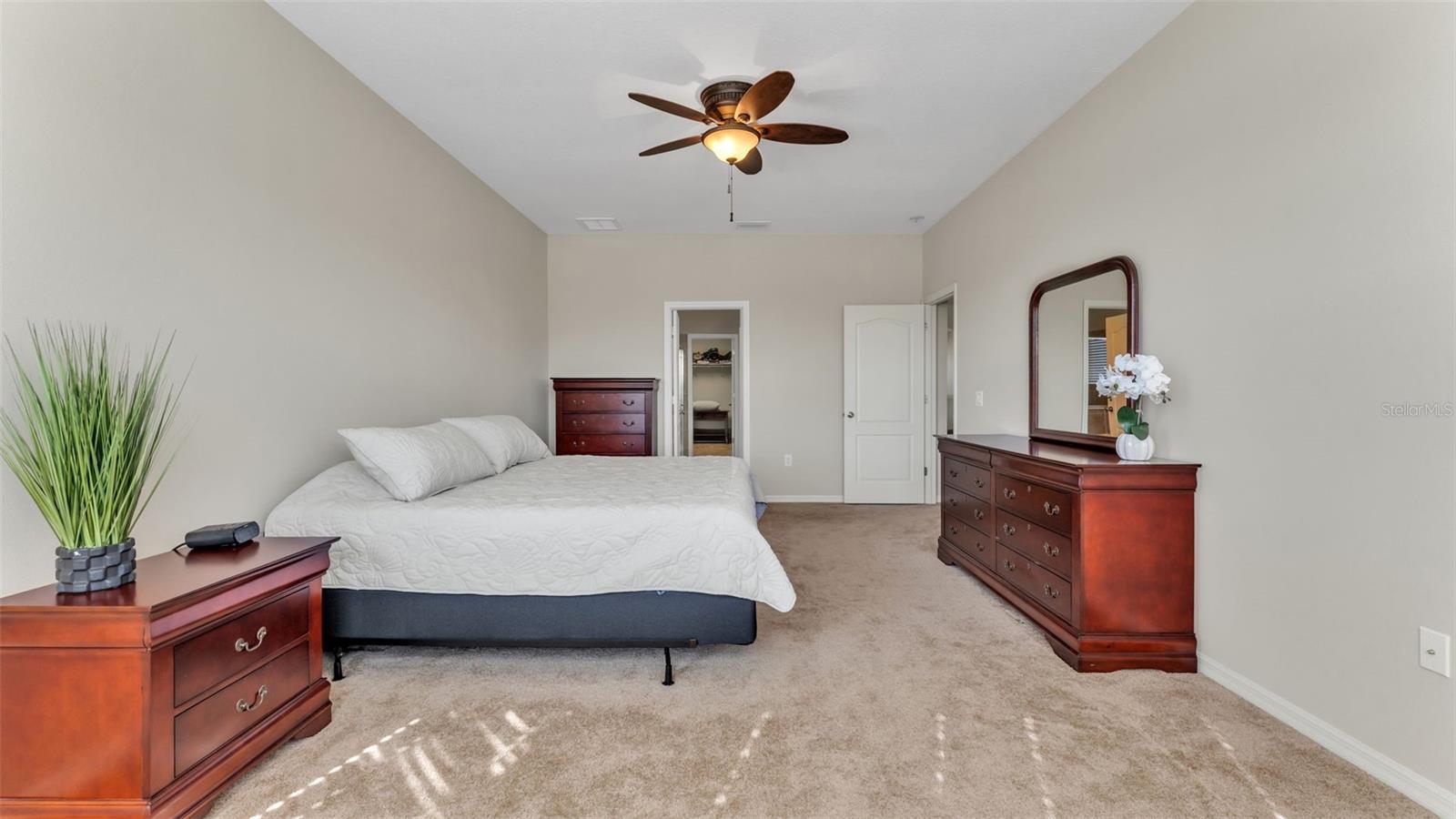 Image 17 of 52 For 5631 Superior Drive