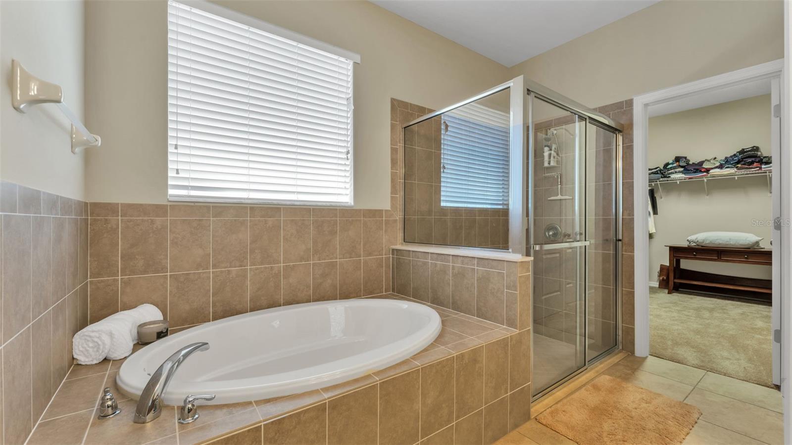 Image 20 of 52 For 5631 Superior Drive