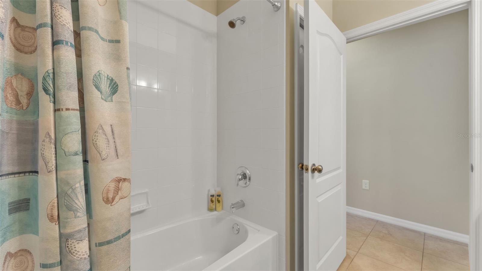 Image 29 of 52 For 5631 Superior Drive