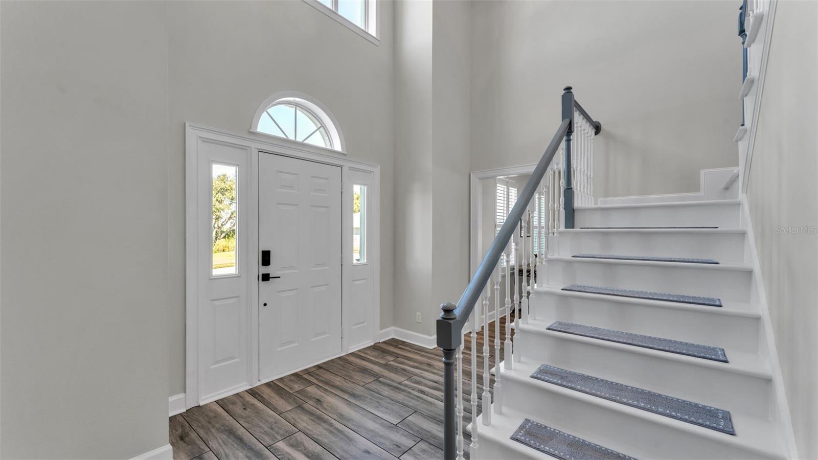 Image 14 of 69 For 2409 Jenna Ln