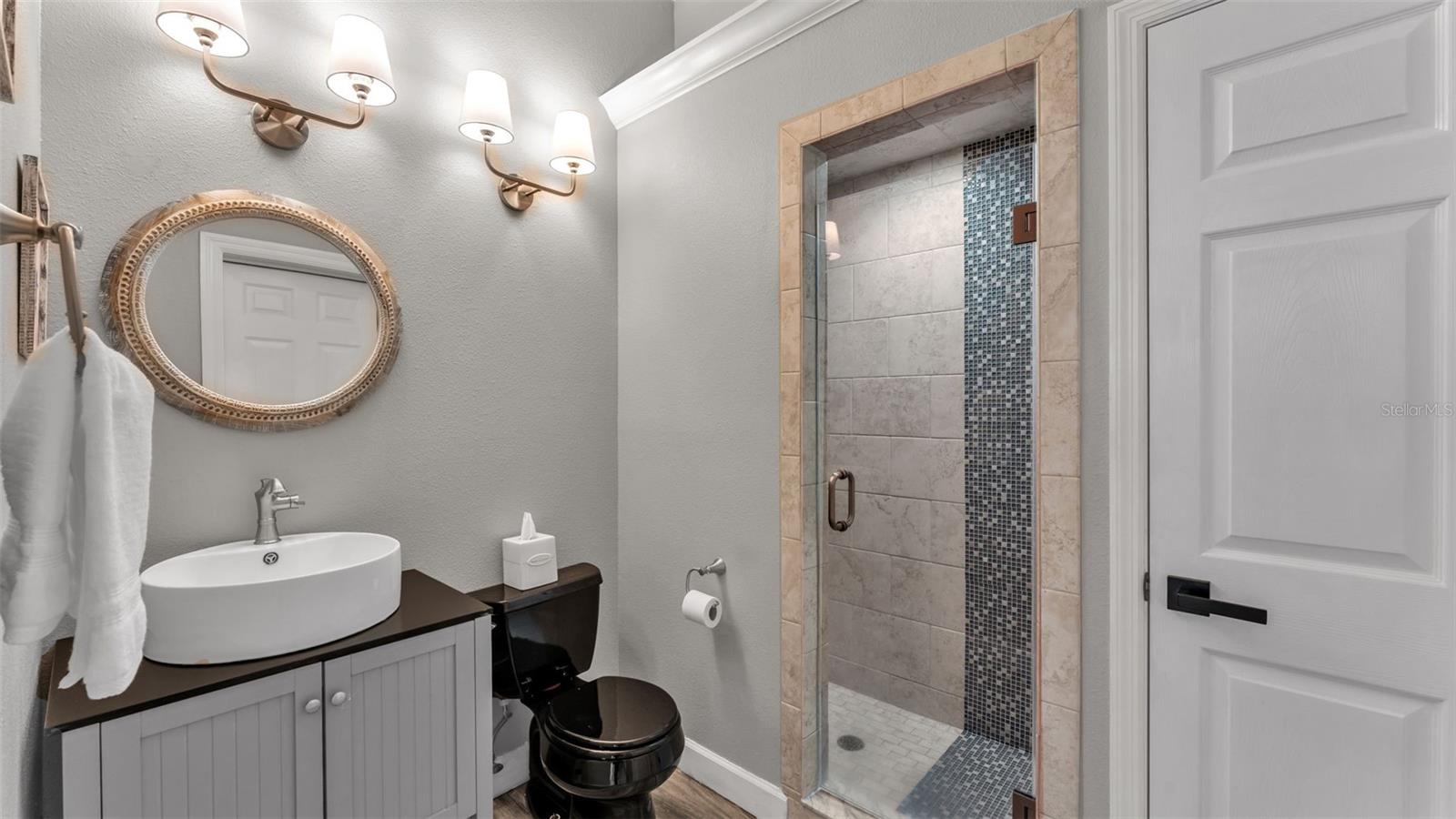 Image 30 of 69 For 2409 Jenna Ln