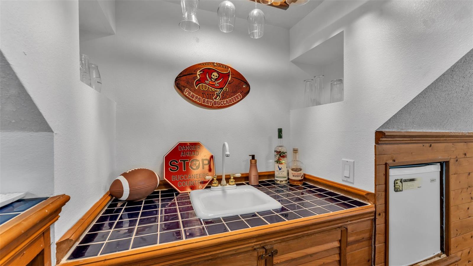 Image 56 of 69 For 2409 Jenna Ln