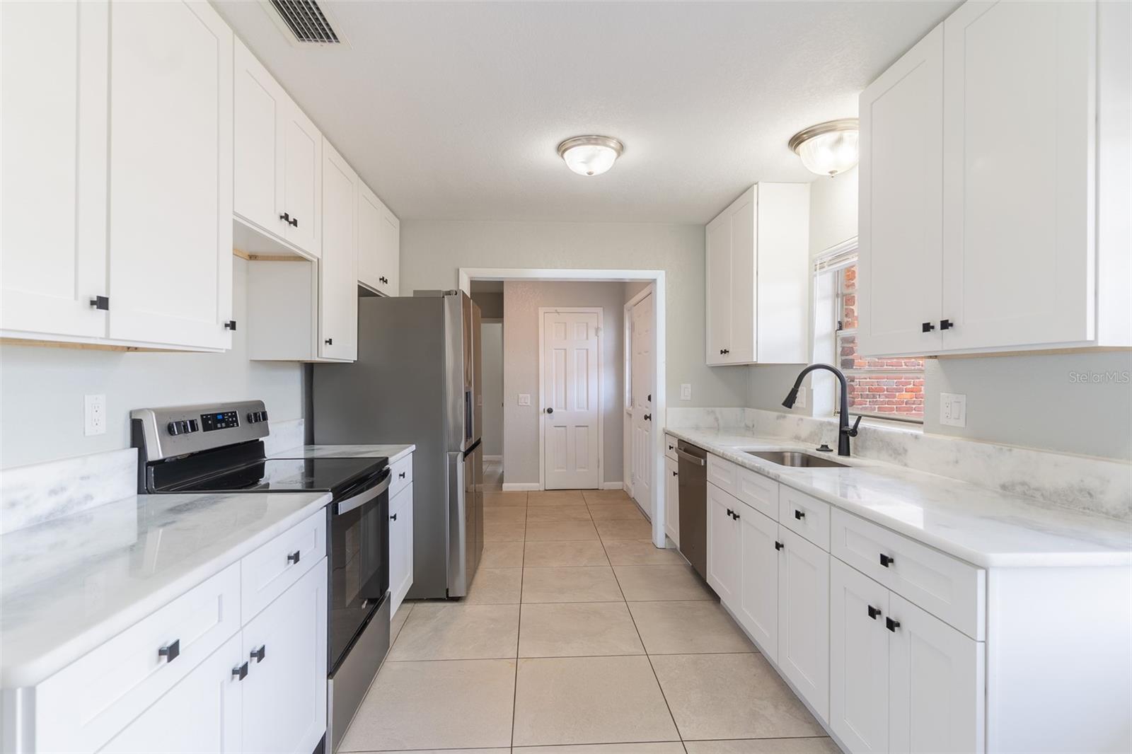 Image 2 of 24 For 124 Shelley Drive