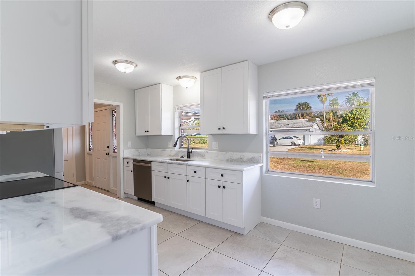 Image 4 of 24 For 124 Shelley Drive