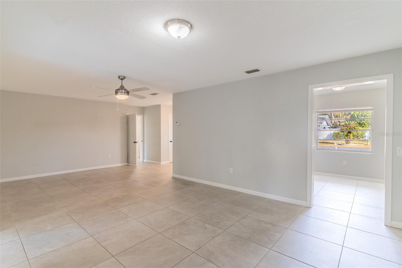 Image 6 of 24 For 124 Shelley Drive