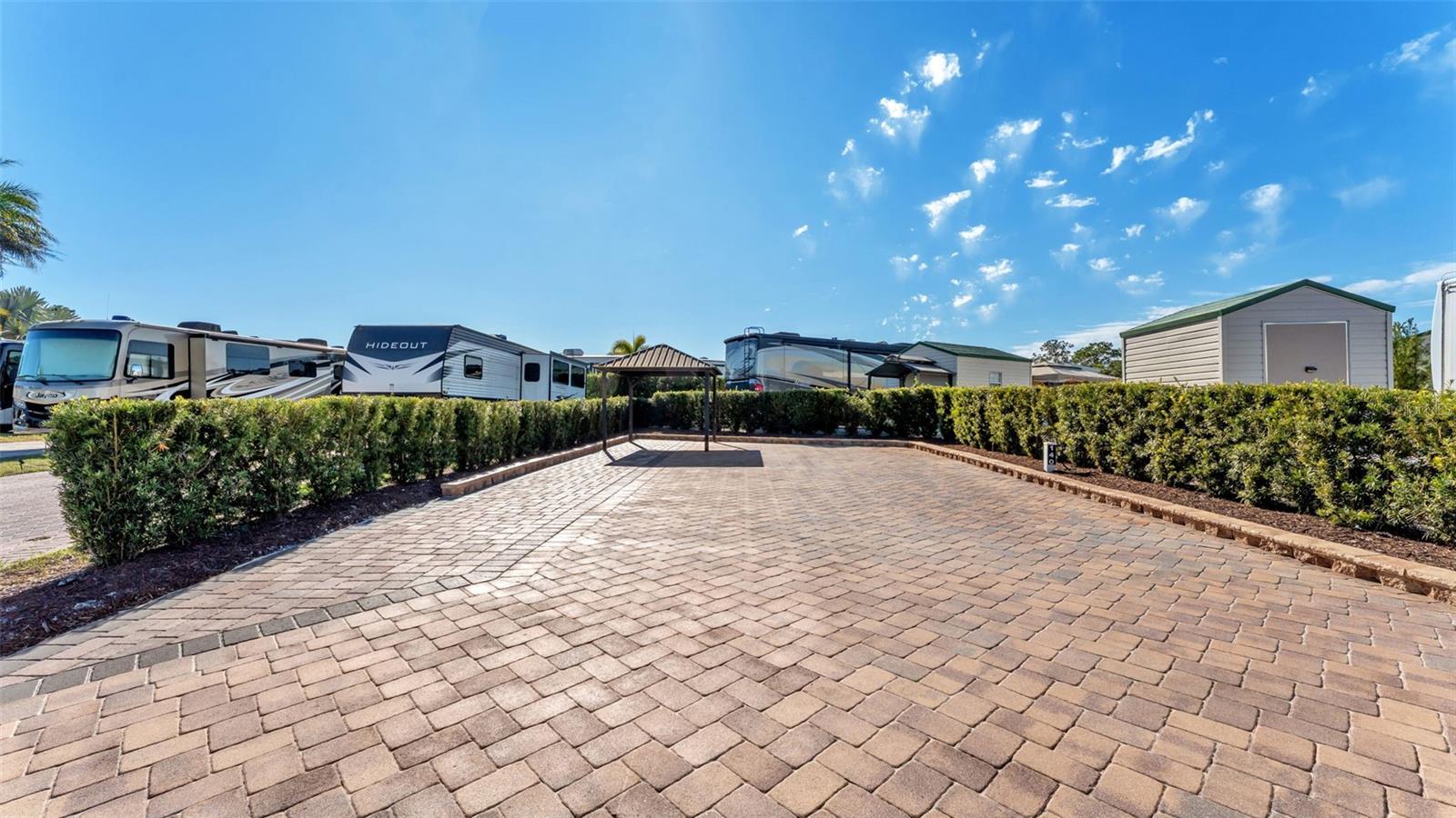 Image 12 of 25 For 2529 Lemonwood Avenue