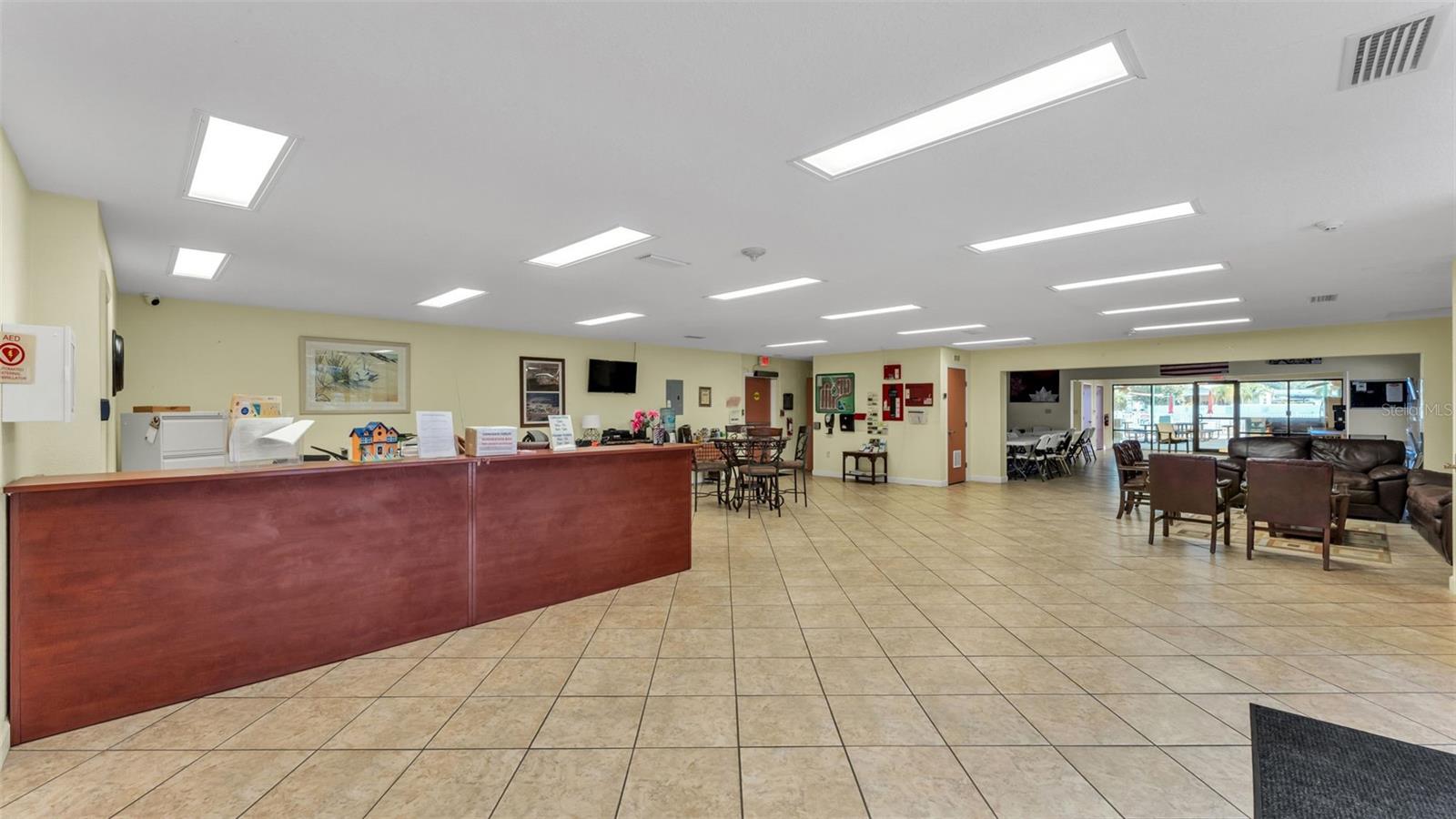 Image 15 of 25 For 2529 Lemonwood Avenue