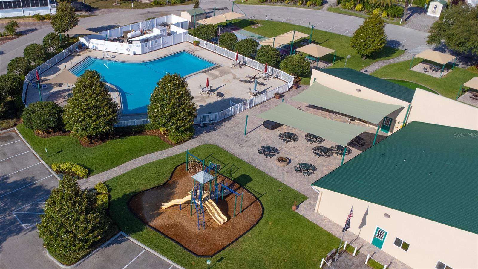 Image 19 of 25 For 2529 Lemonwood Avenue