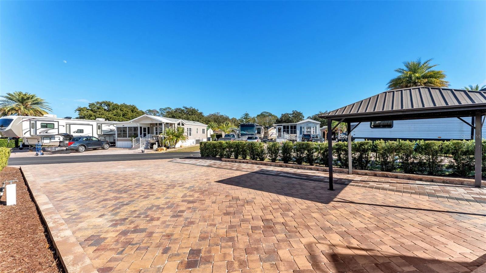 Image 7 of 25 For 2529 Lemonwood Avenue