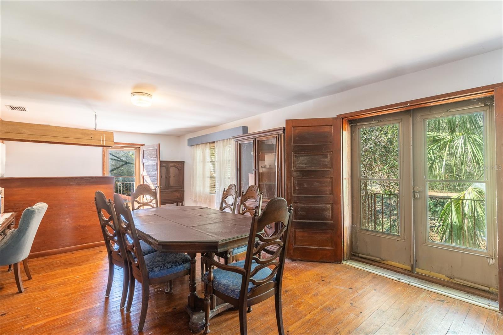 Image 15 of 50 For 3655 Scenic Highway