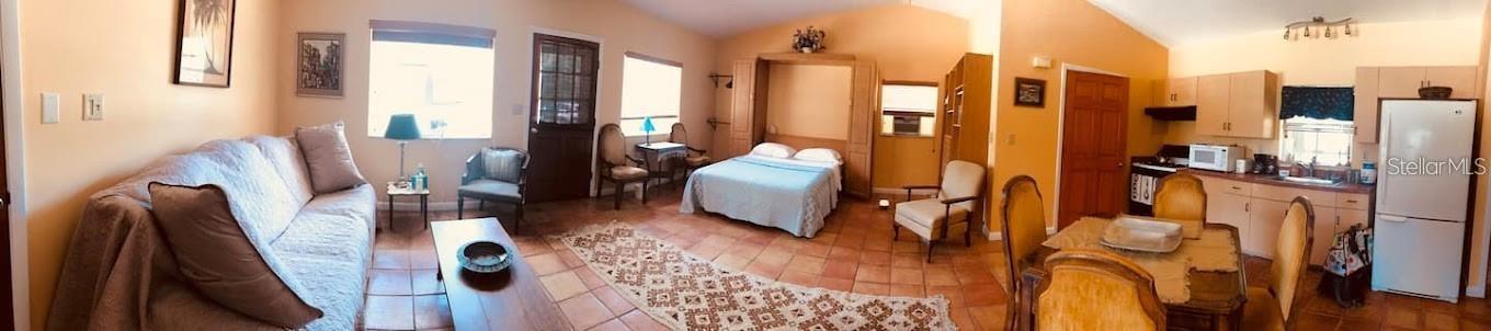 Image 23 of 50 For 3655 Scenic Highway