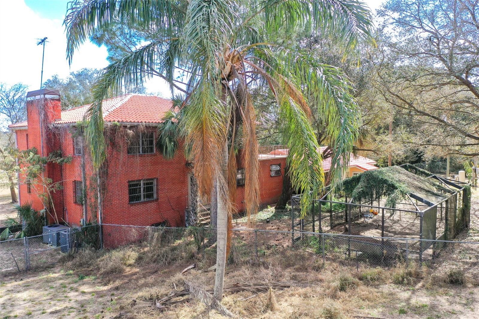 Image 37 of 50 For 3655 Scenic Highway