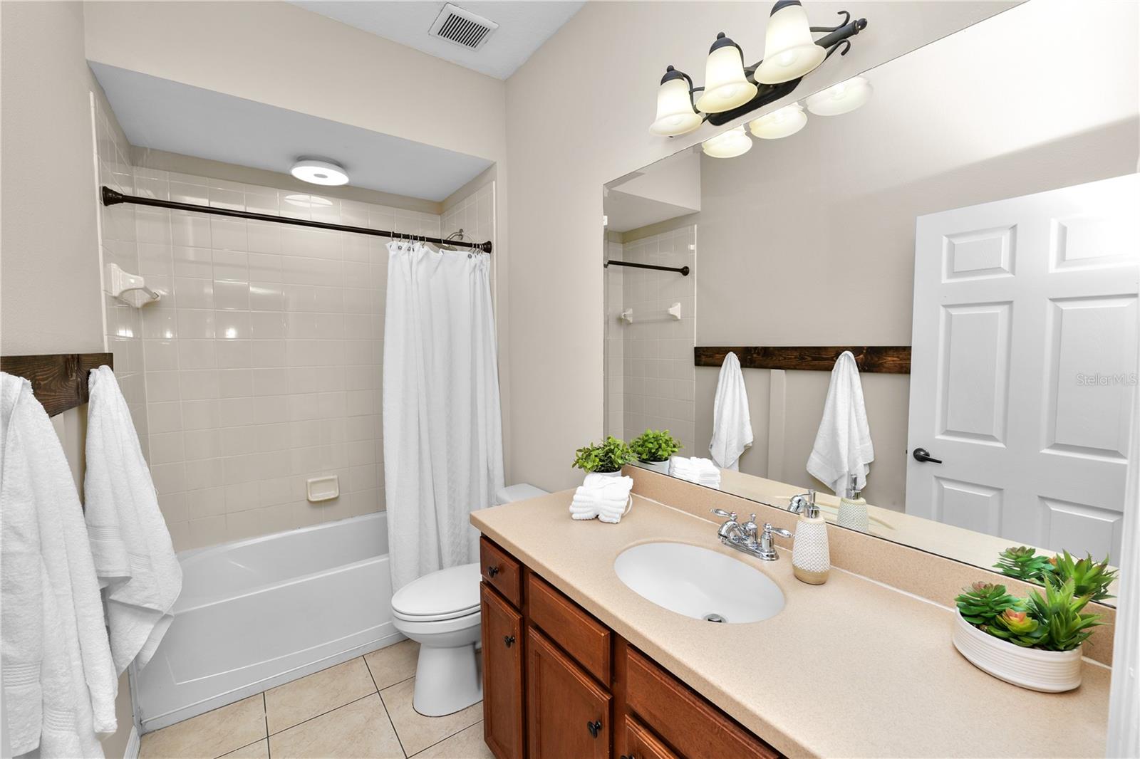 Image 41 of 69 For 448 Oak Landing Boulevard