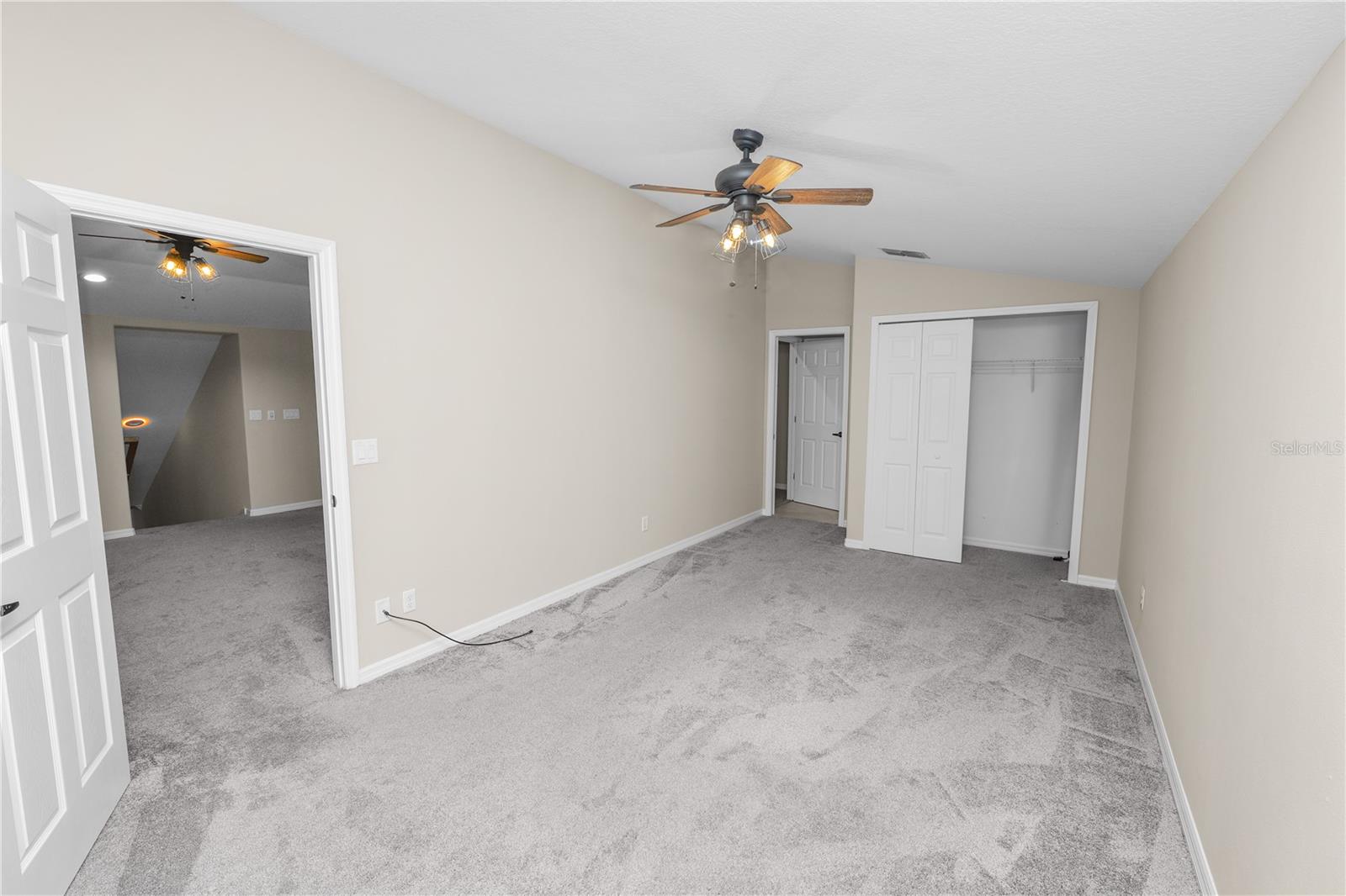 Image 45 of 69 For 448 Oak Landing Boulevard