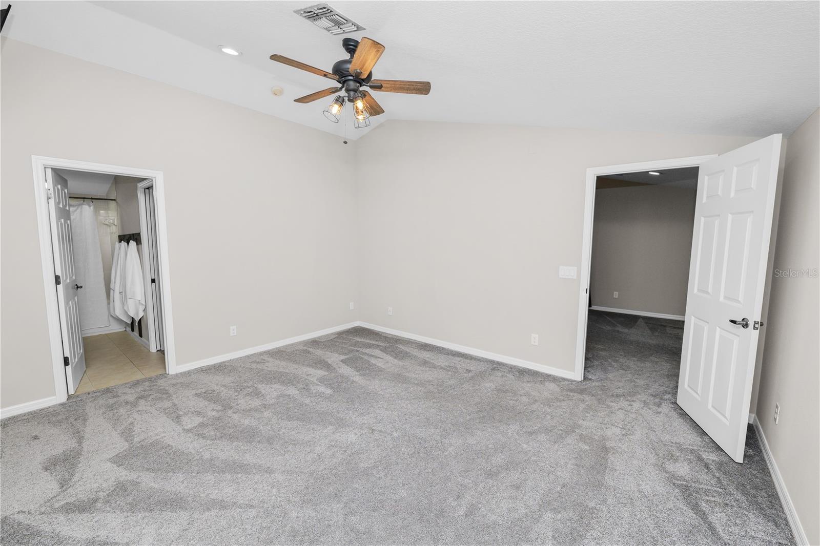 Image 48 of 69 For 448 Oak Landing Boulevard