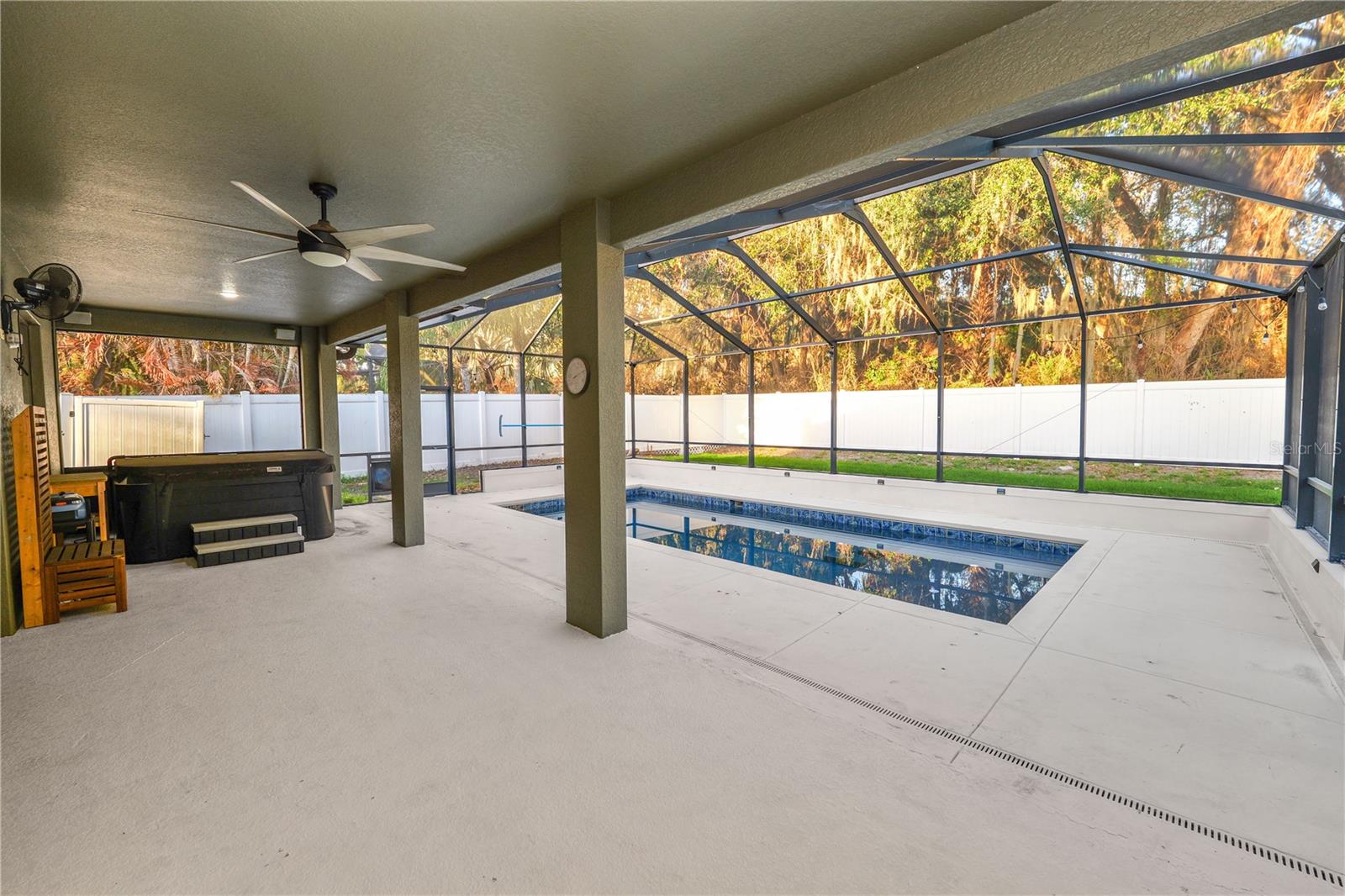 Image 61 of 69 For 448 Oak Landing Boulevard