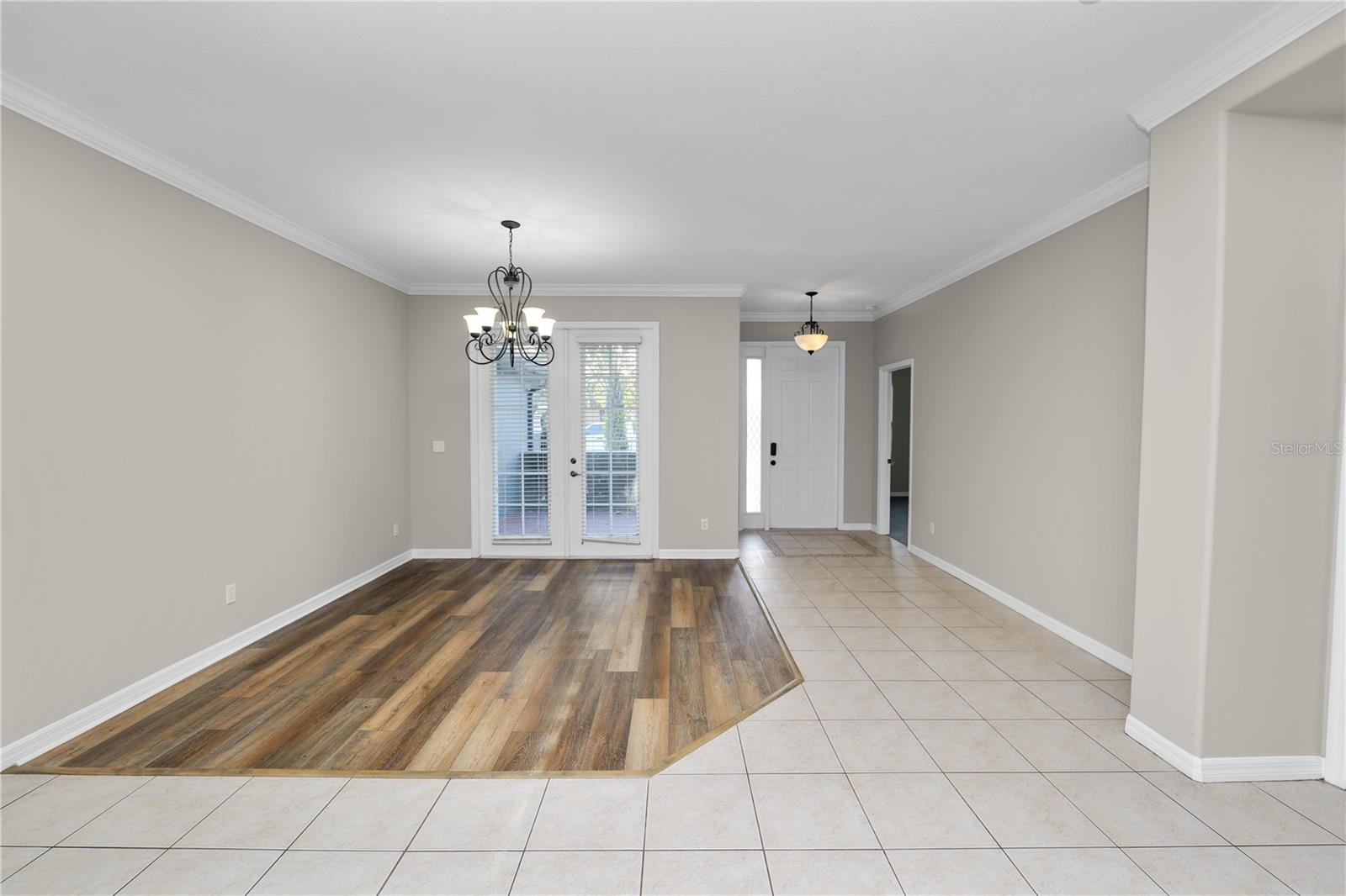 Image 8 of 69 For 448 Oak Landing Boulevard