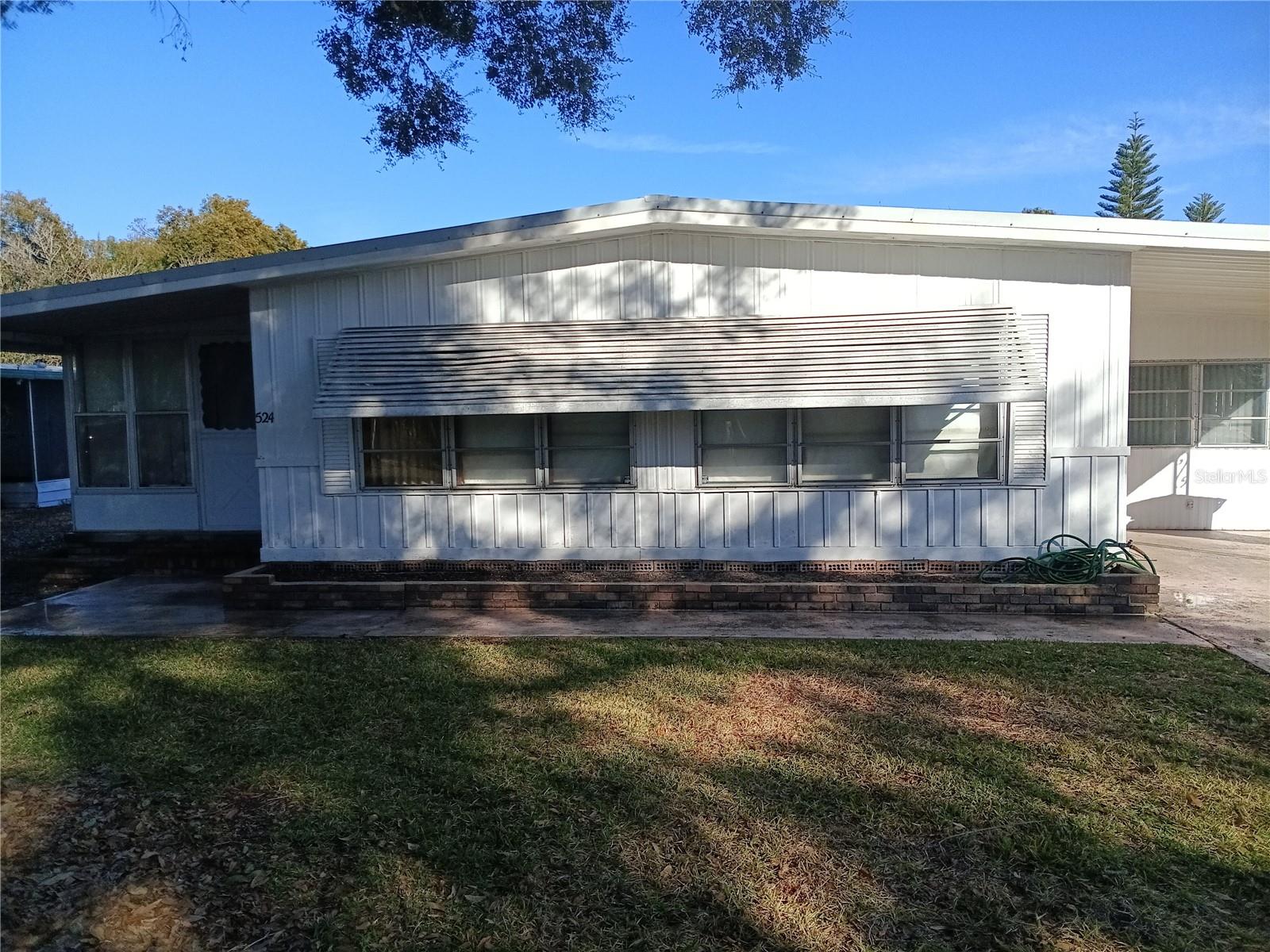 Image 2 of 15 For 524 Oak Ridge W