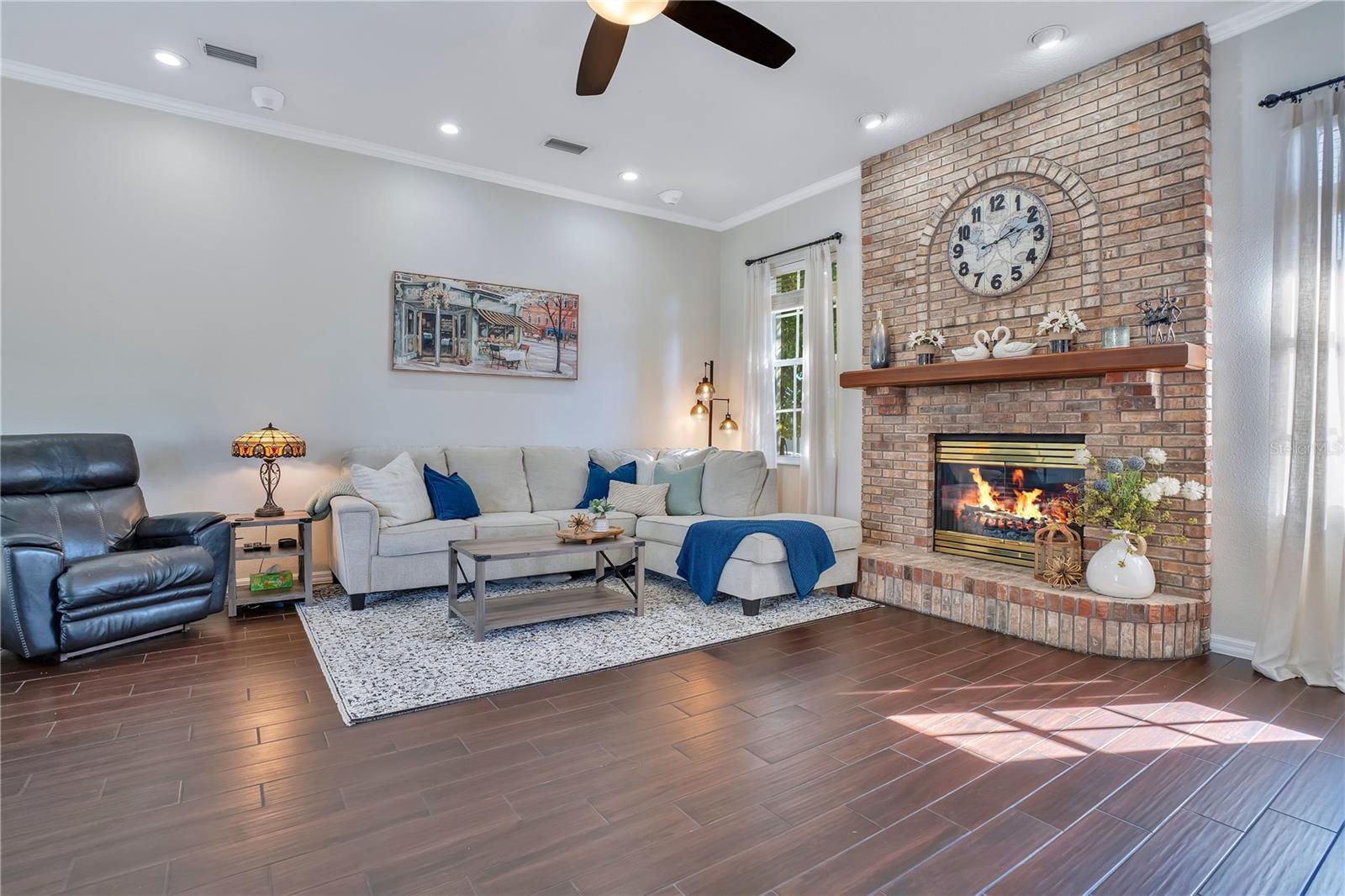 Image 25 of 69 For 5436 Charlin Avenue