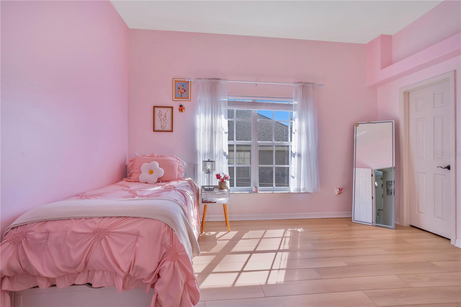 Image 39 of 69 For 5436 Charlin Avenue