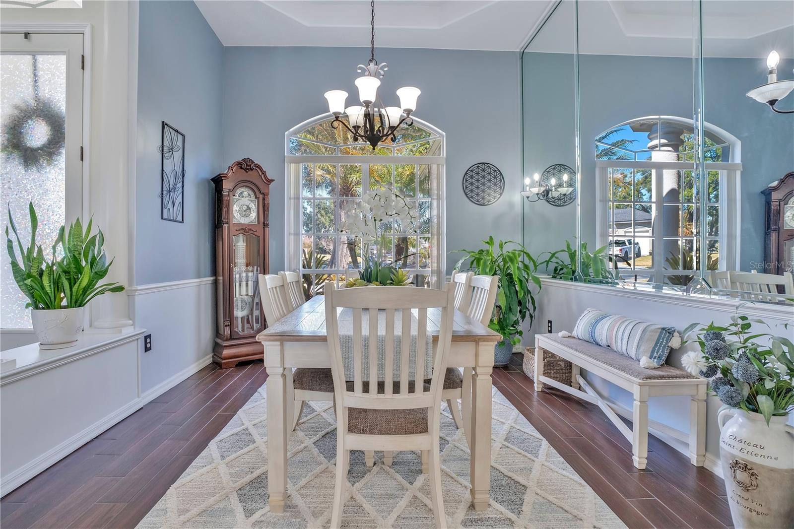 Image 8 of 69 For 5436 Charlin Avenue