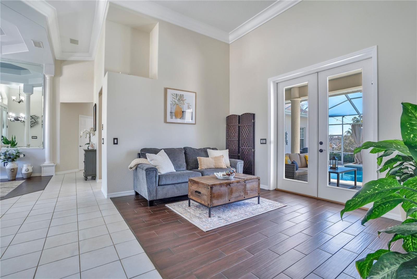 Image 9 of 69 For 5436 Charlin Avenue