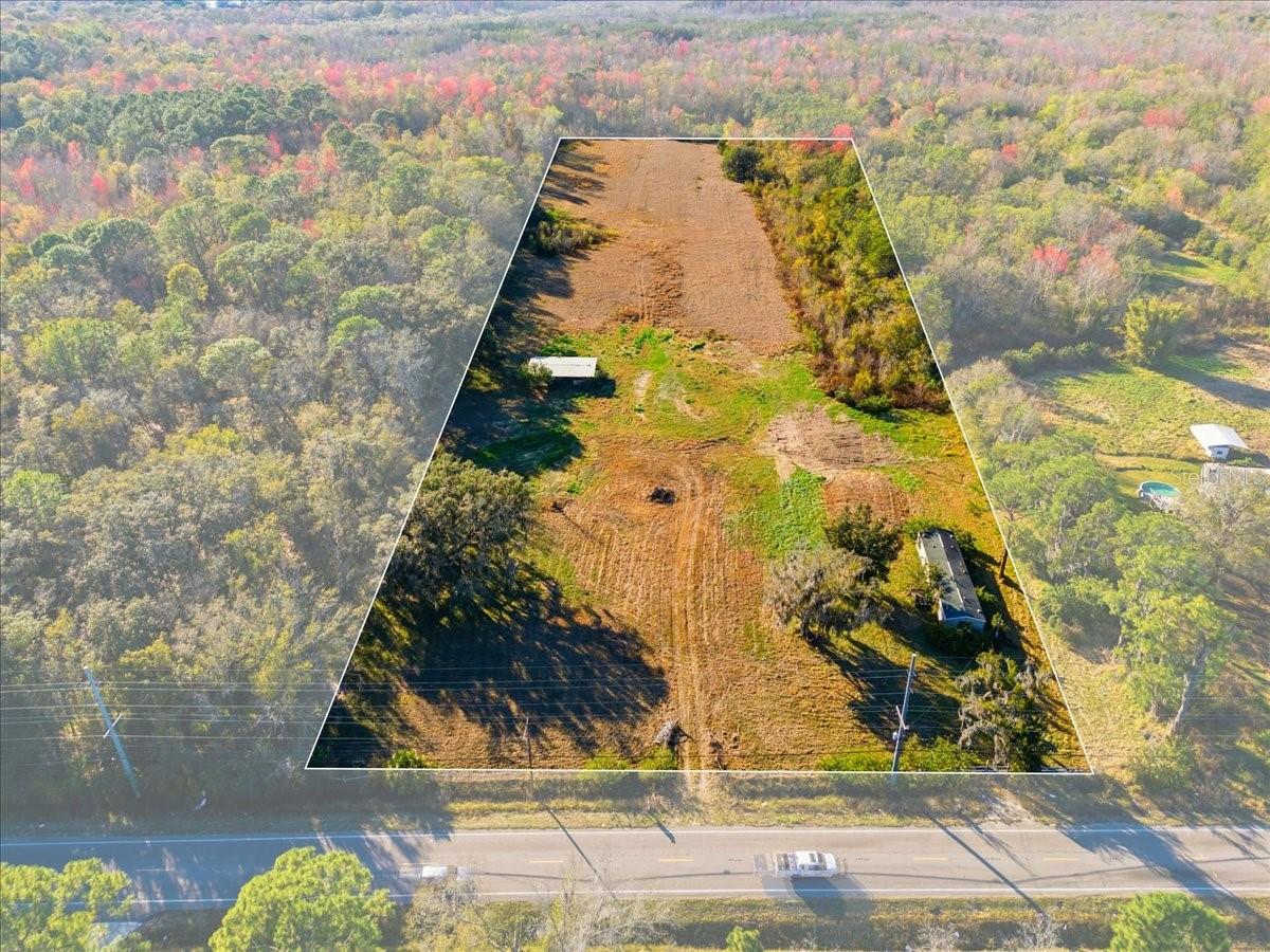 Image 2 of 15 For 2016 Thornhill Road