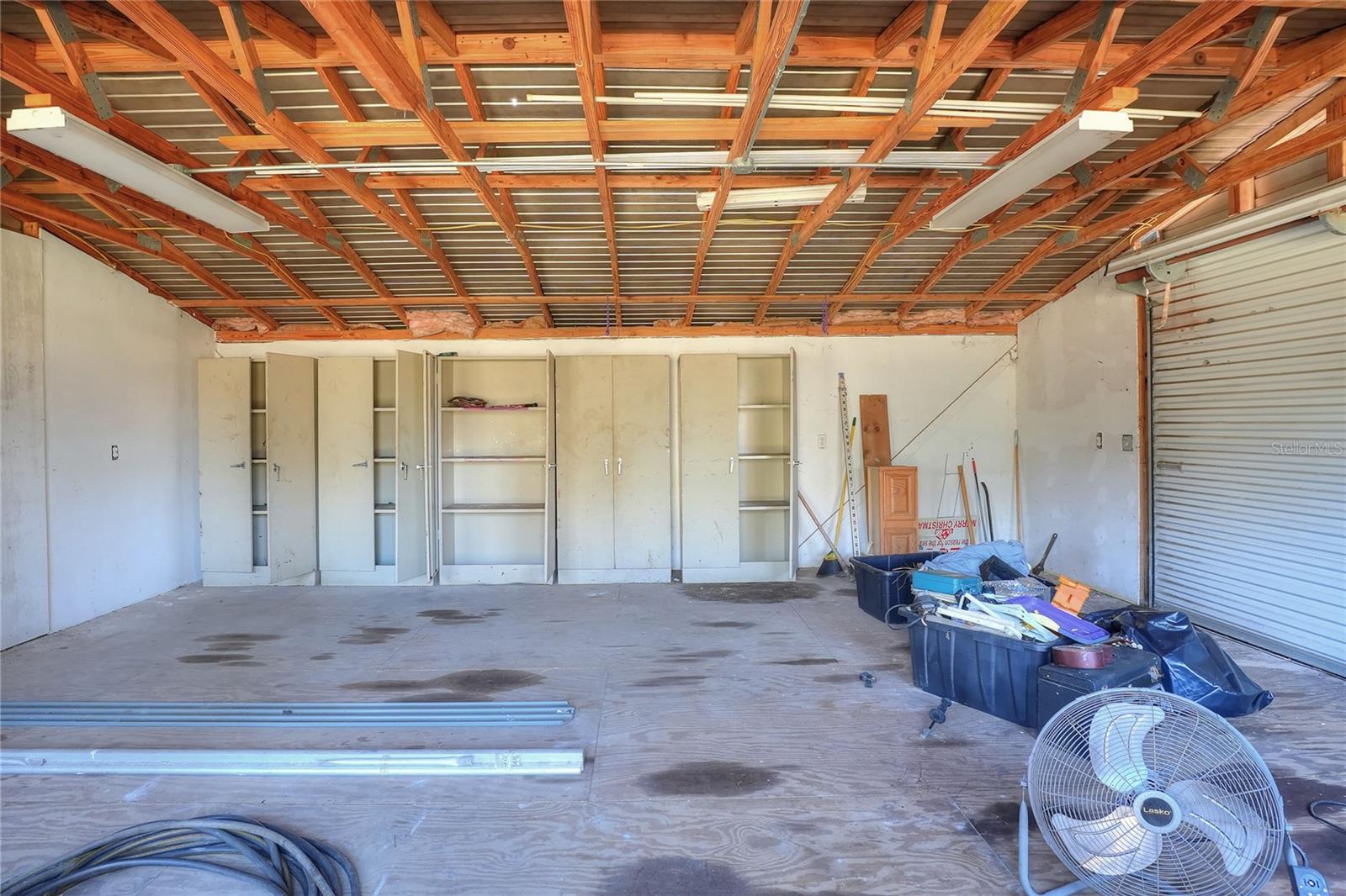 Image 35 of 43 For 4535 Meadowview Drive