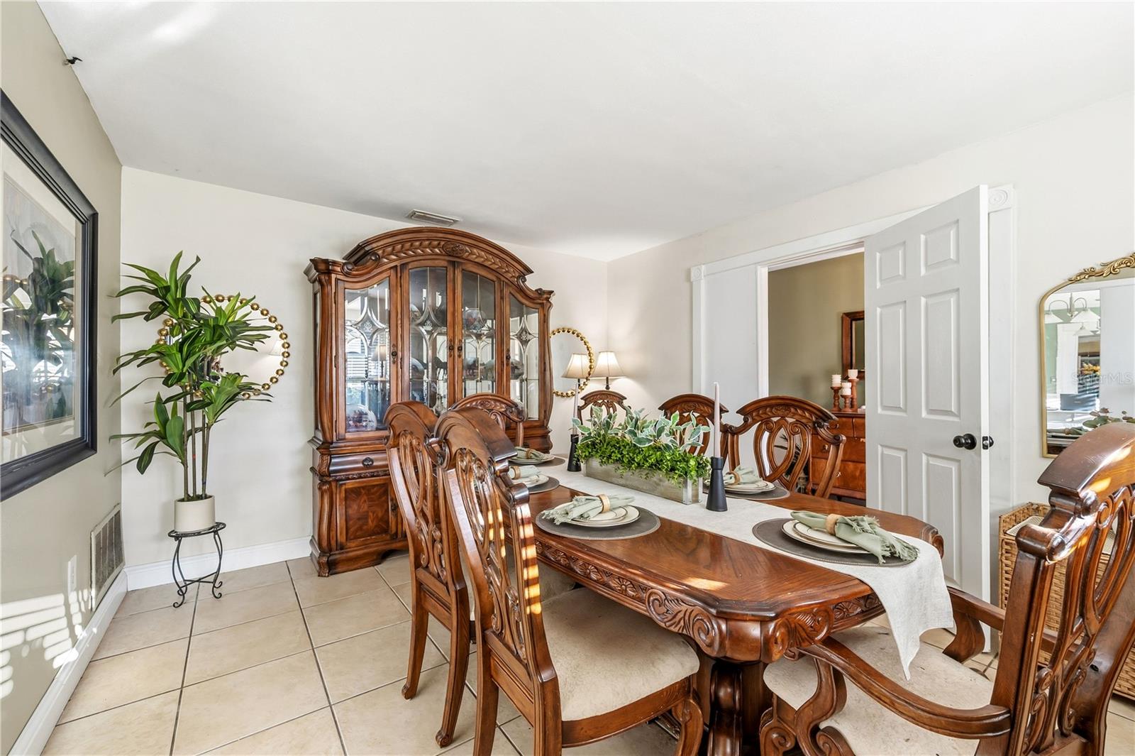 Image 5 of 43 For 216 Shelley Drive