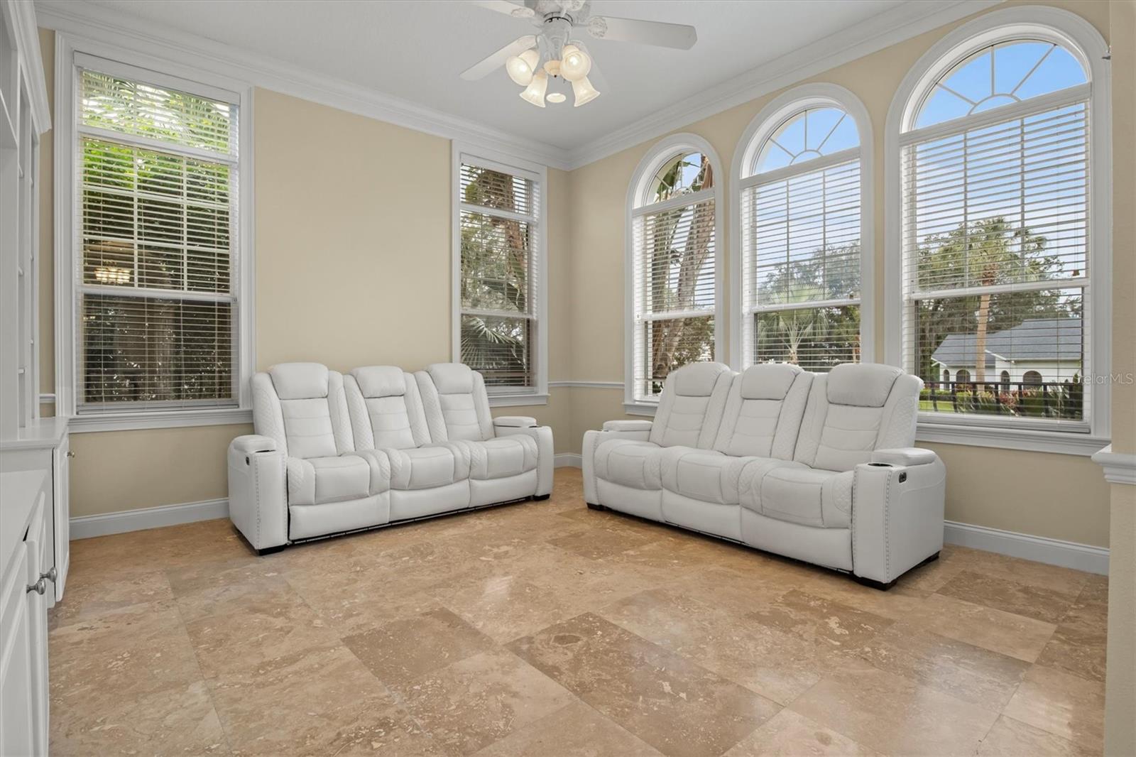 Image 12 of 98 For 1665 Blue Heron Lane