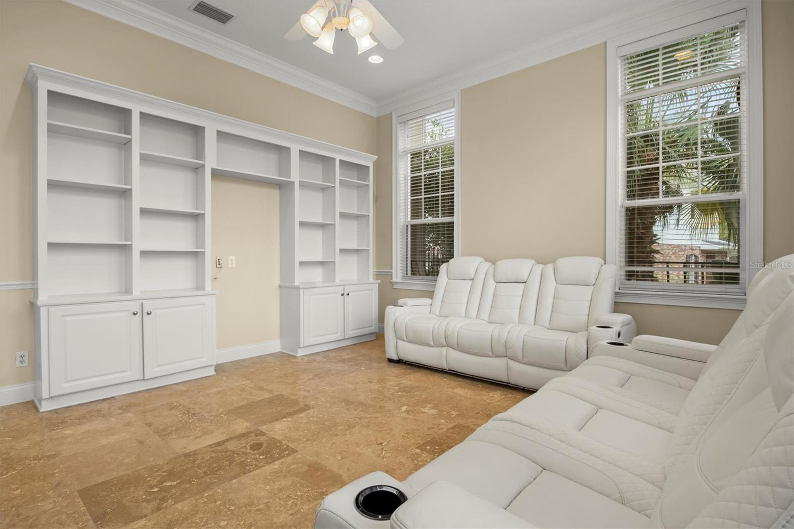 Image 13 of 98 For 1665 Blue Heron Lane