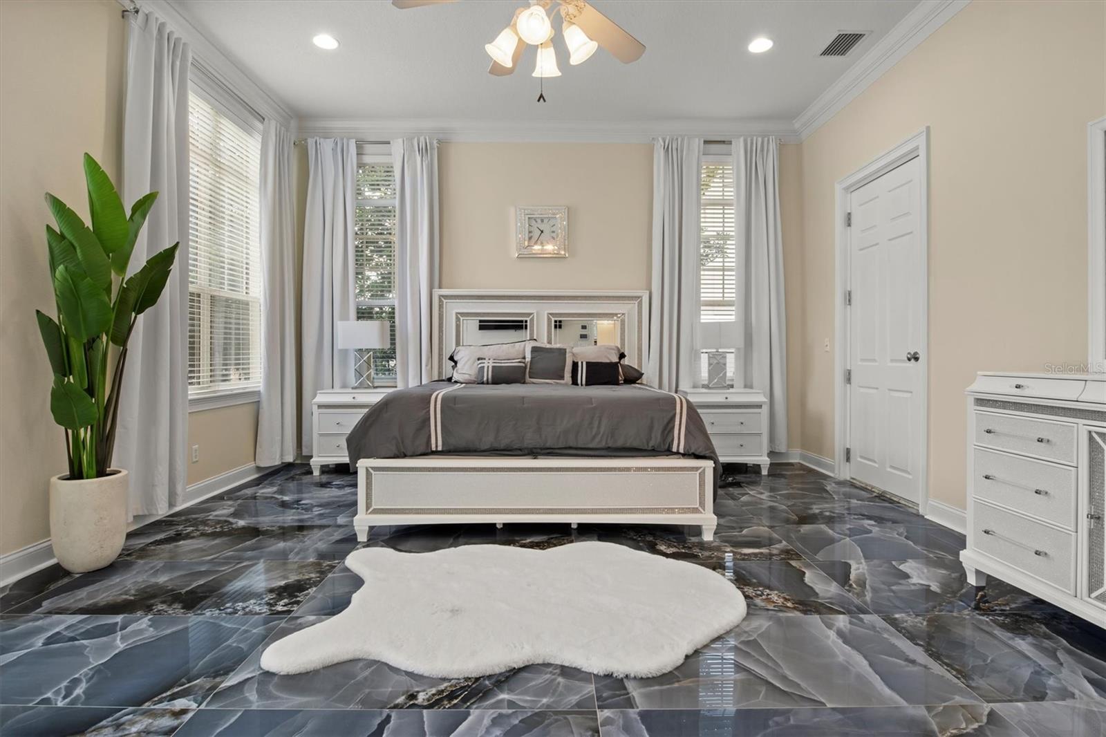 Image 26 of 98 For 1665 Blue Heron Lane