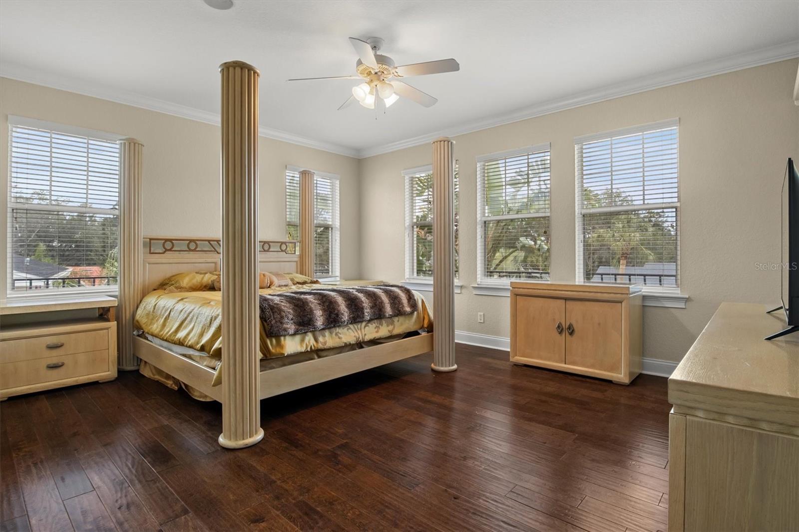 Image 45 of 98 For 1665 Blue Heron Lane